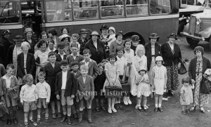 Aston Sunday School outing to Southsea in 1937.