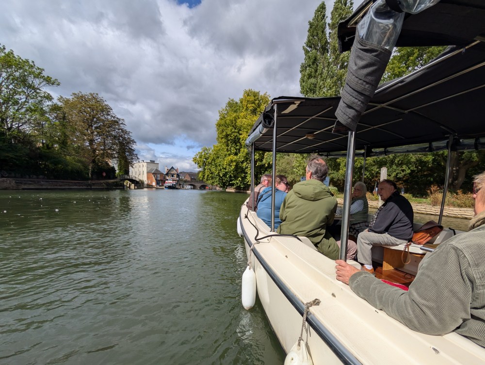Approaching Folly Bridge